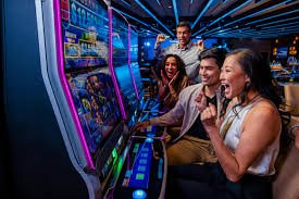 gunungwin platform dashboard showing sportsbook, live dealer, and slot game categories